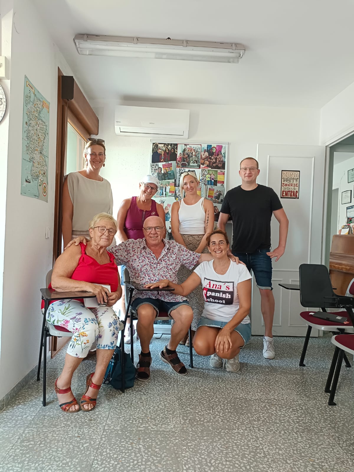 Group Spanish lesson